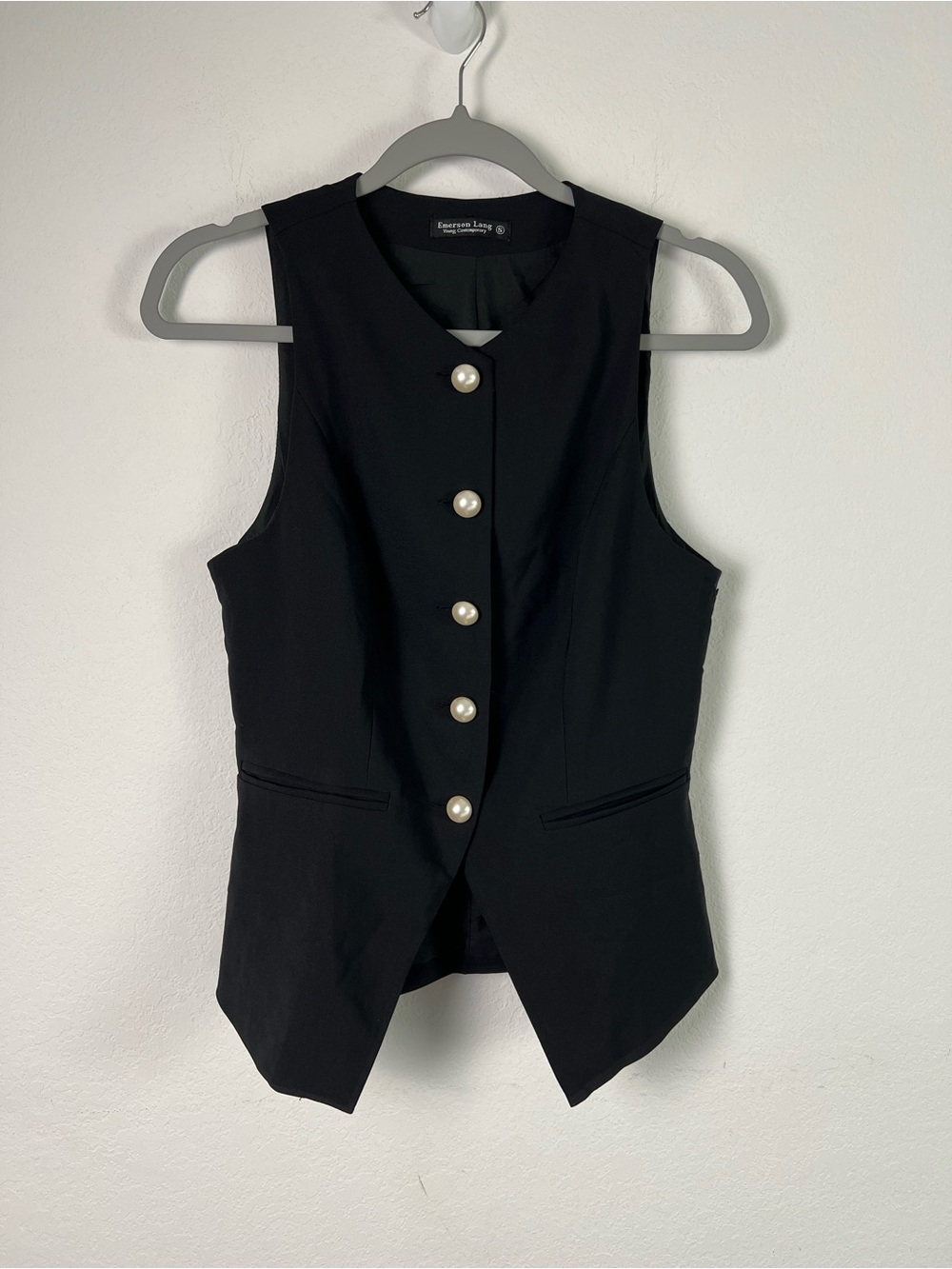 Emerson Lang Young Contemporary Pearl Button Black Vest Office Evening Formal